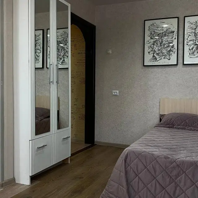 Real photos of 3-room apartment with a view of the Volga River