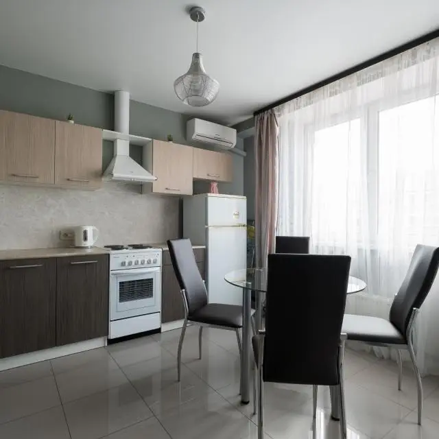 Real photos of Vash Comfort Apart on Gidrostroiteley street 61