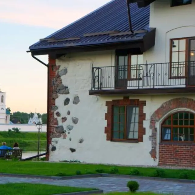 Real photos of Ostrov Park