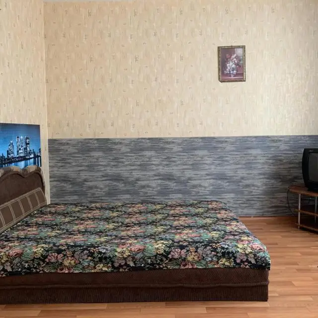 Real photos of Apartments on Kirenskogo street 45