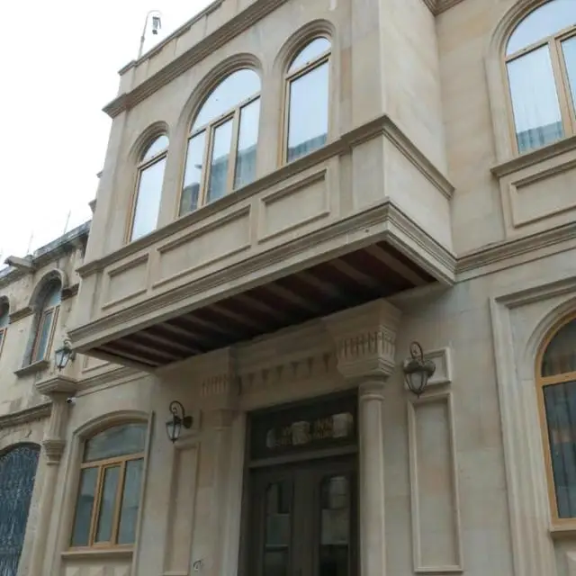 Real photos of West Inn Hotel Baku