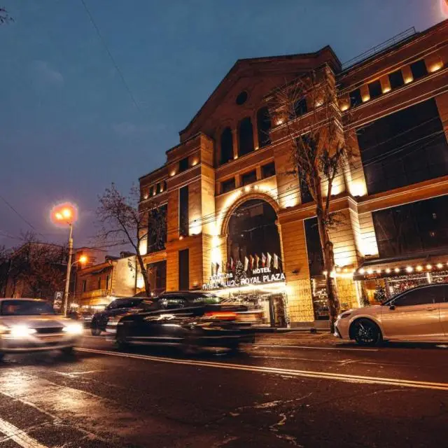 Real photos of Royal Plaza by Stellar Hotels