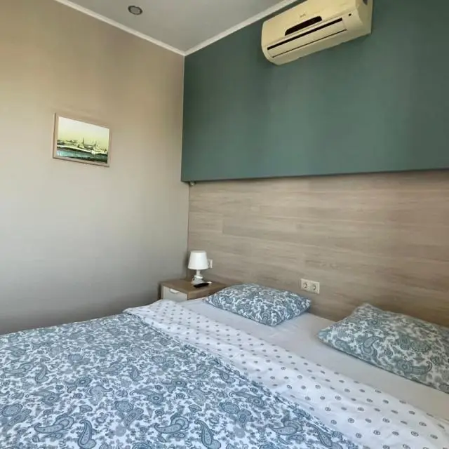 Real photos of Sibgat Apartments on Sibgat Hakim Street 40