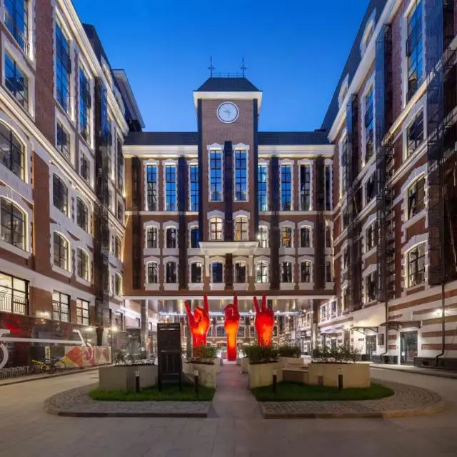 Real photos of Soho Bohemian Loft on Nizhnyaya Krasnoselskaya Street