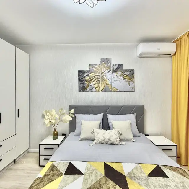 Real photos of Apartment "CITY OF THE SUN" on Pilot Pozdnyakov Street