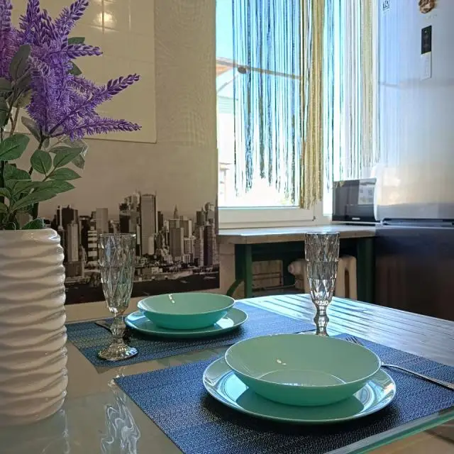 Real photos of Spacious one-bedroom apartment near the Fair shopping center and the train station