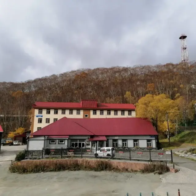 Real photos of Baza po priemu yunykh turistov