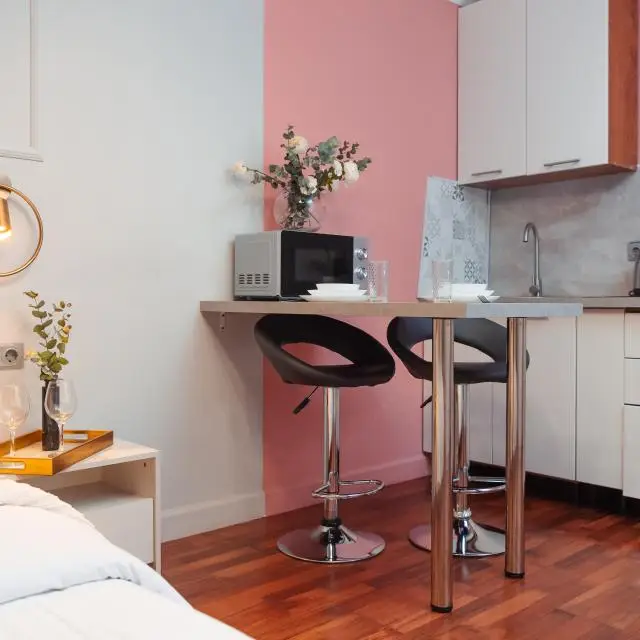 Real photos of ApartHouse on Akademika Schwartz Street