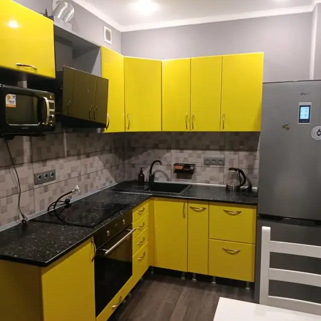 Real photos of luxury studio near the train station for 4 people