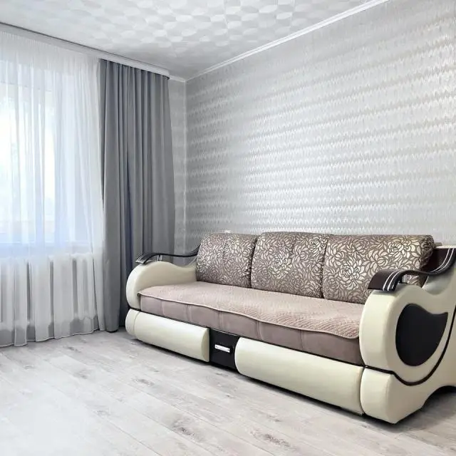 Real photos of Cozy 1-room apartment from IP Marat House on the streetGafiatullina 43