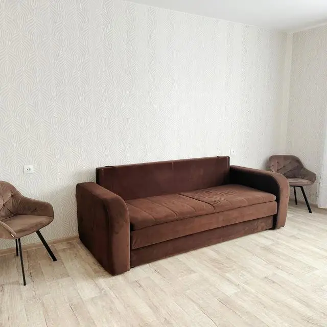 Real photos of 3-room apartment on Krasnoarmeyskaya St. 14