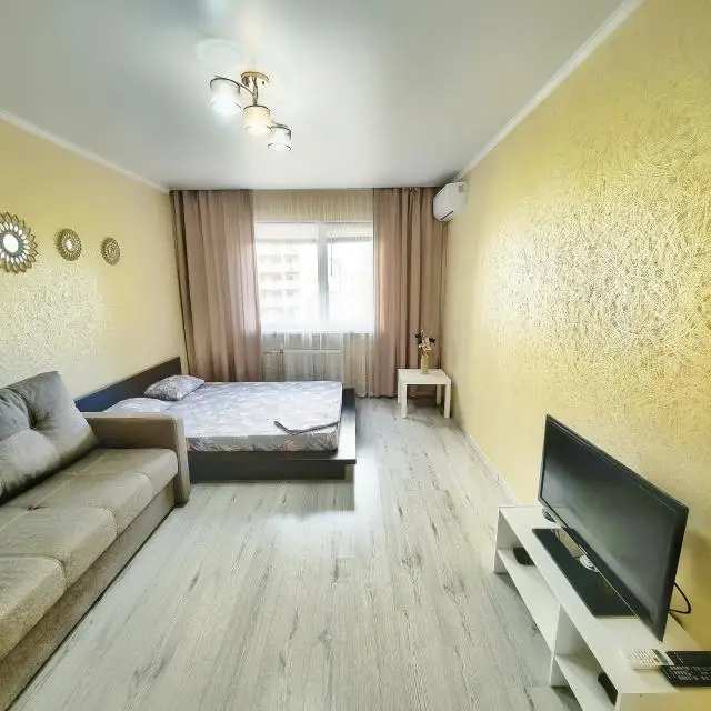 Real photos of Apartment QuarTerra on 151 Pobedy Avenue