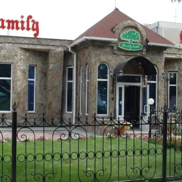 Real photos of Family Hotel