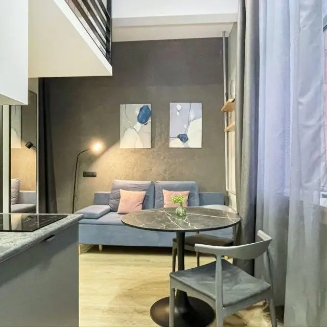 Real photos of Bon voyage on 5 Hotel Street