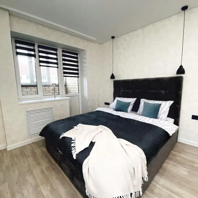 Реальные фото CrystalRentals (КристалРенталс) на улице Монтажников 53