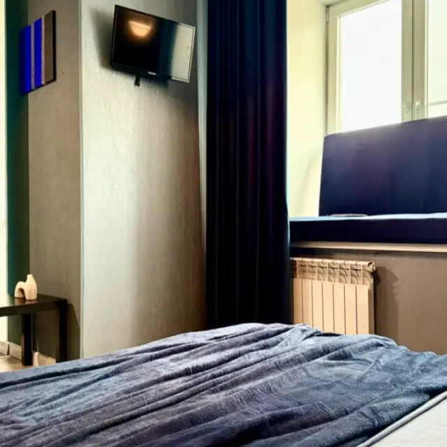 Real photos of Kakie Ludi on 122 Lineinaya Street