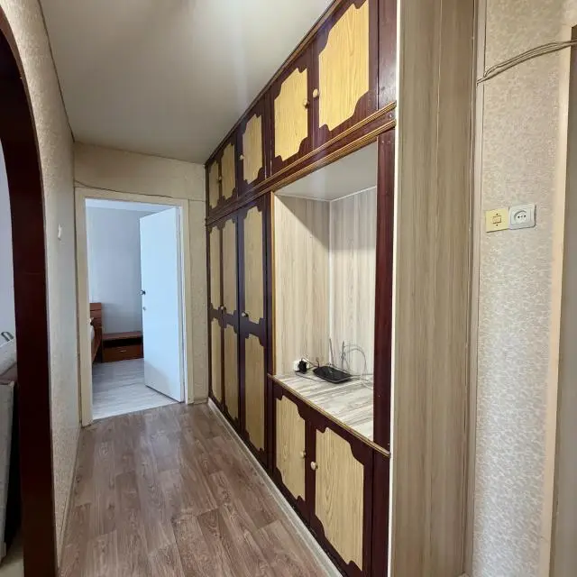 Real photos of 2 bedroom apartment in the center 