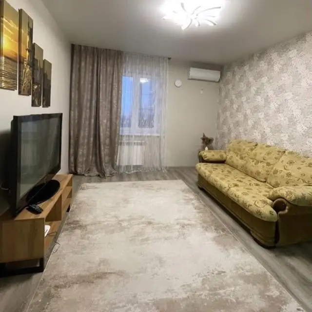 Real photos of Apartments on 136 Lenin Avenue 