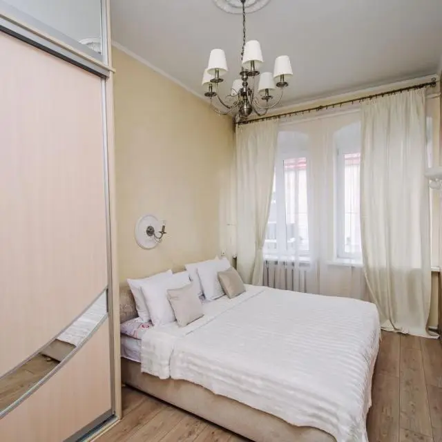 Real photos of Apartments on Karl Marx 18