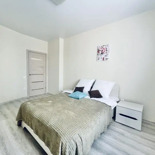 Real photos of Vegas apartments on Marshal Baghramyan Street, 1