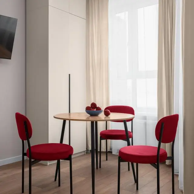 Real photos of Lapis Lazuli apartment in the residential complex Yablonevy