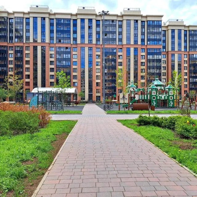 Real photos of Apartment on Alexandra Matrosova street, 8