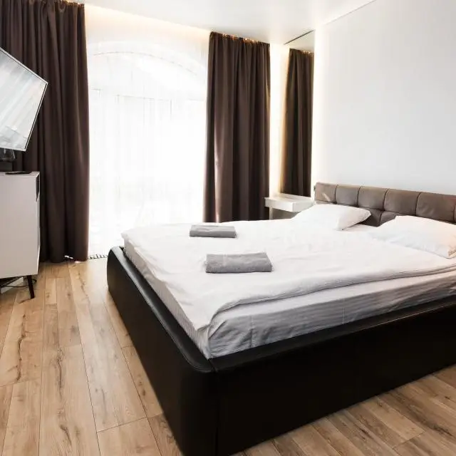 Real photos of Booking Smart at 77 Engels Street