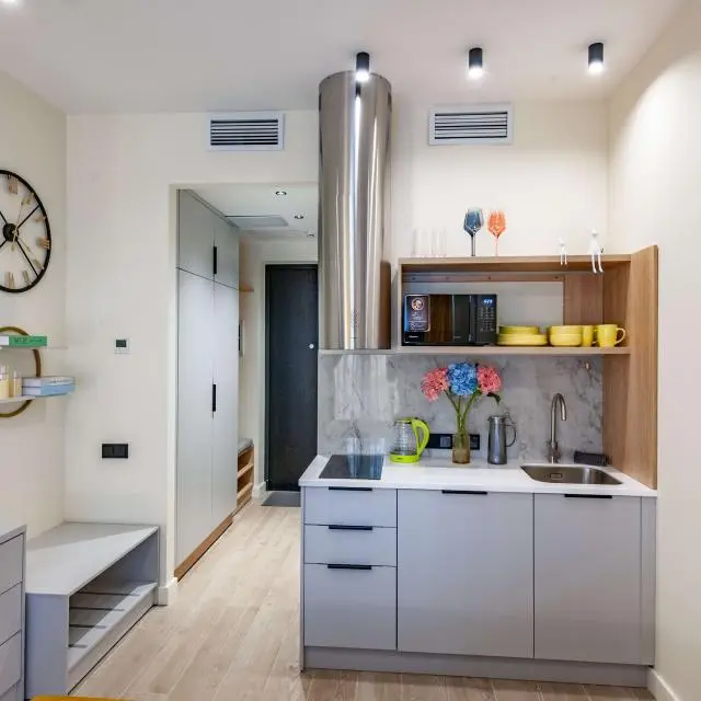 Real photos of ApartMe on Makarov embankment 58
