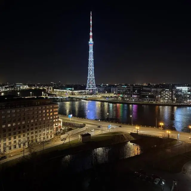 Реальные фото ElizaHome на Ушаковской набережной 1/3