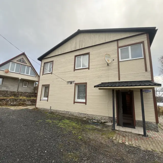 Real photos of Losevo Bridge Cottage