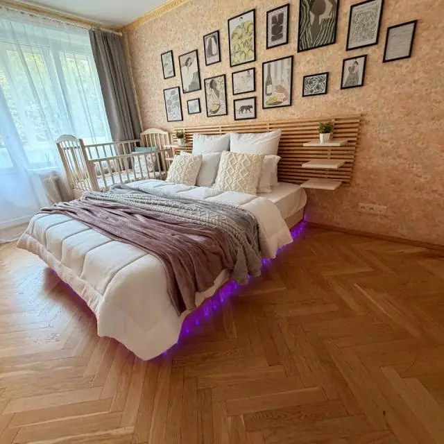 Real photos of Moment House on Zhukovsky Street
