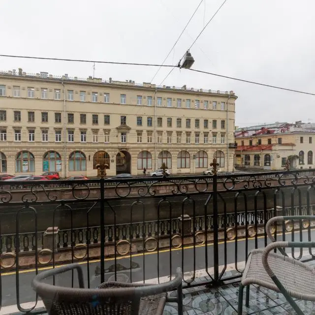 Real photos of DeRent Apartments on the embankment of the Griboyedov Canal 37