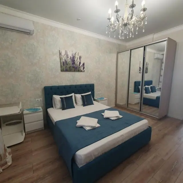 Real photos of NIKiTA apartments on Neftyanikov Highway 22 building 2 