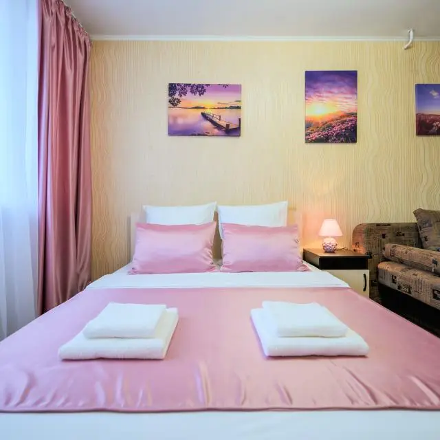 Real photos of Five Stars on Engels 43A