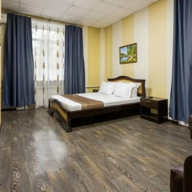 Real photos of Sova na Belorusskoy