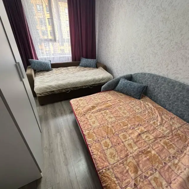 Real photos of Apartment 10 years of October 75/1