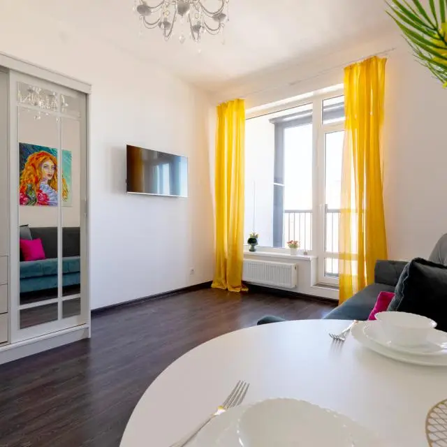 Real photos of Apartments on Verkhne-Kamenskaya 9k1 street