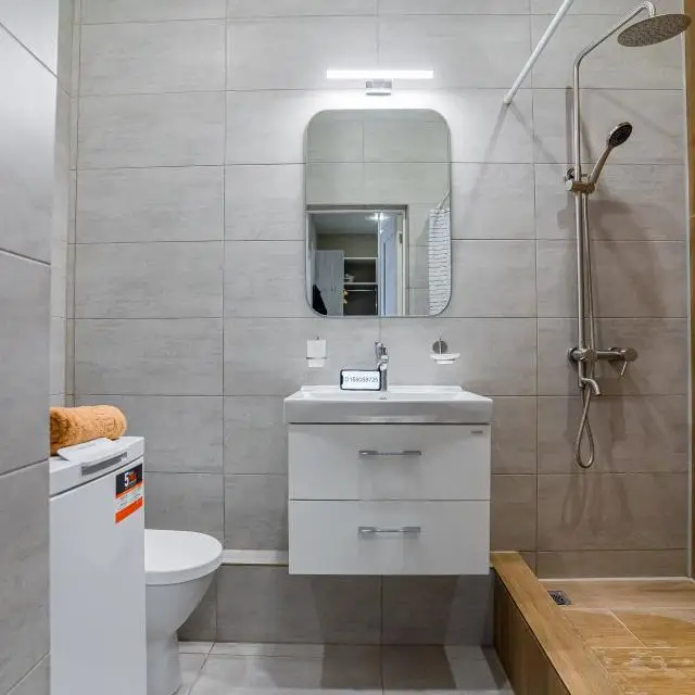 Real photos of LetoApart (LetoApart) on Engels Street 95-252