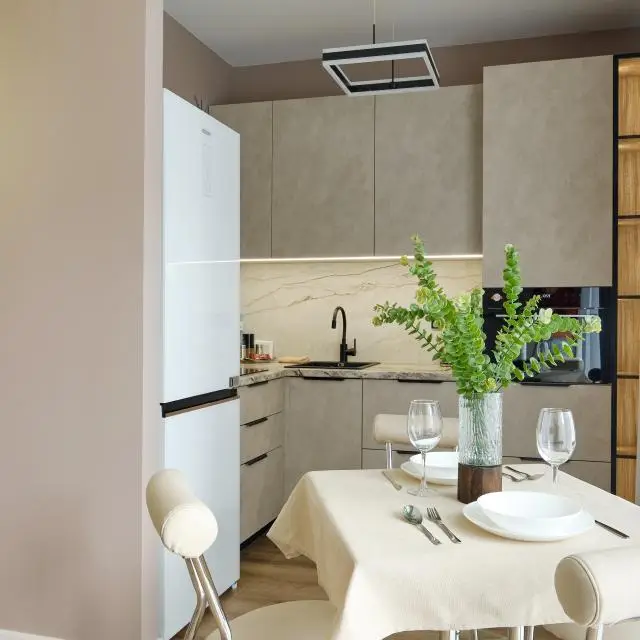 Real photos of RentPlaza on the street on March 8, 2014