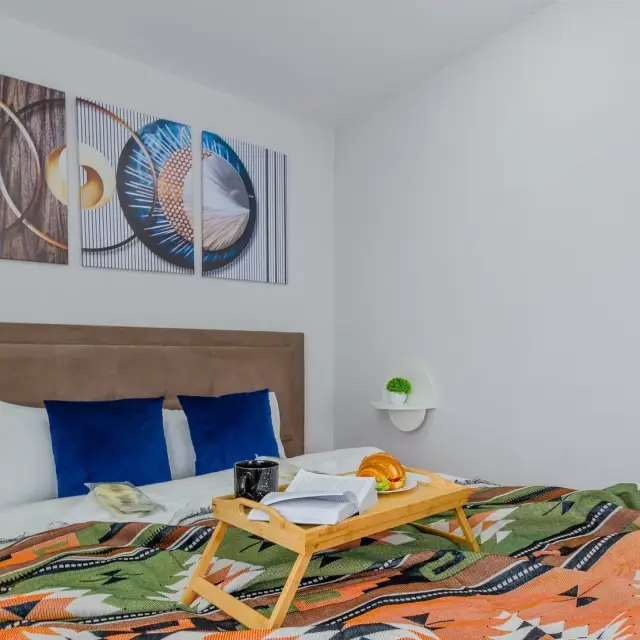 Real photos of Krylia Apartment Bureau on Kalinina street 102