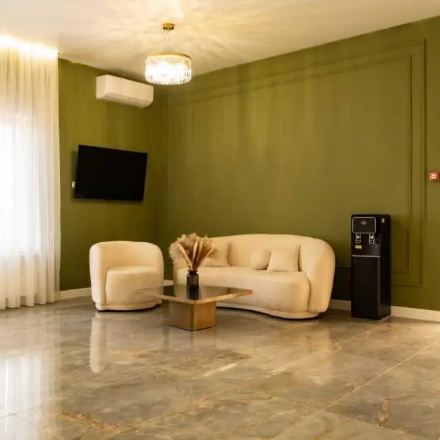 Real photos of Paradise Hotel 