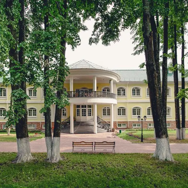Real photos of Lesnoye