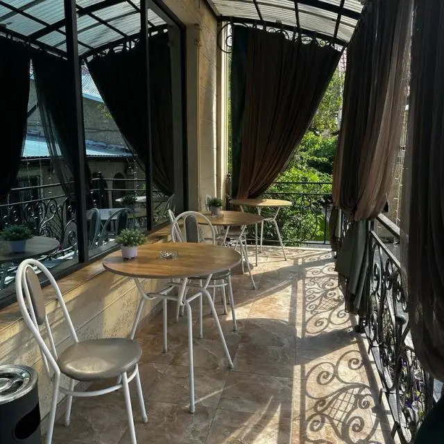Реальные фото Dosman Hotel Bishkek (Досман Бишкек)