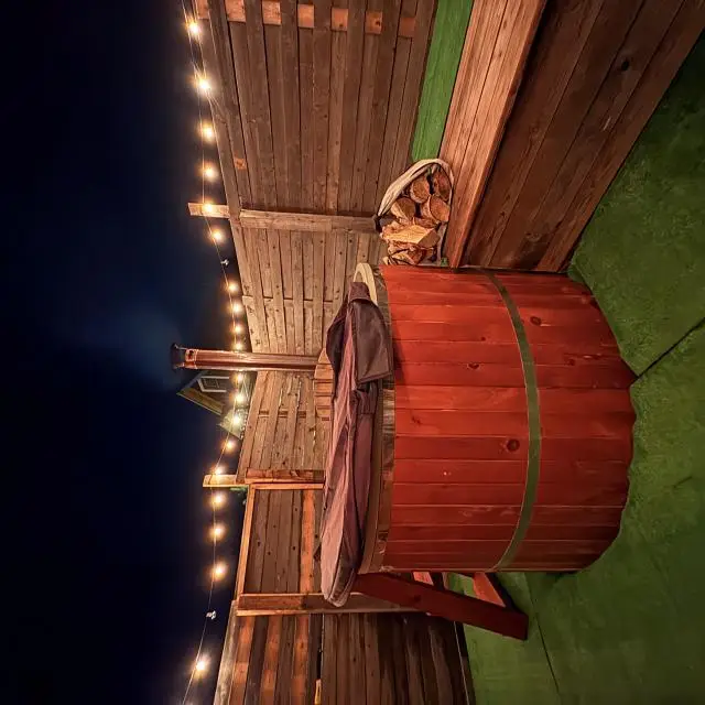 Real photos of The alternative
