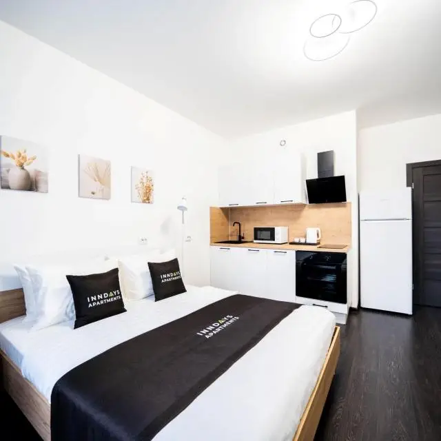 Real photos of InnDays Apartments on Meridiannaya Street