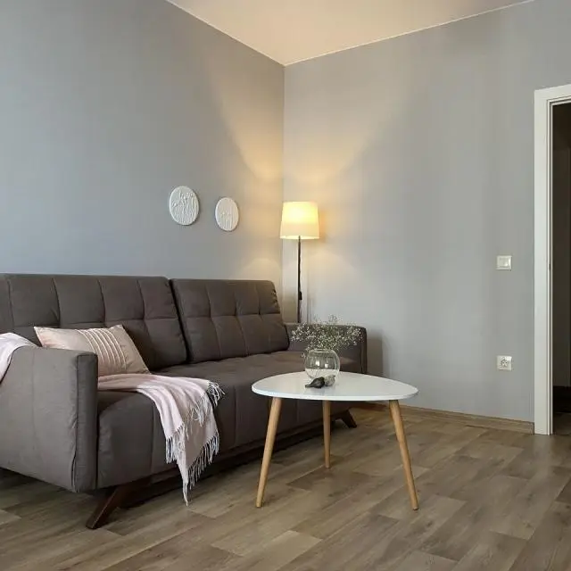 Real photos of Apartments on Starokubanskaya street 137 k1