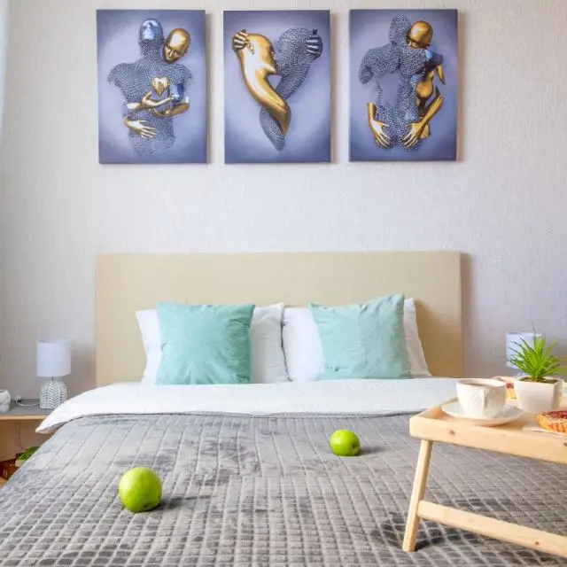 Real photos of Welcome Home (Velkom Home) on 149 Narodnaya Opolcheniya Avenue