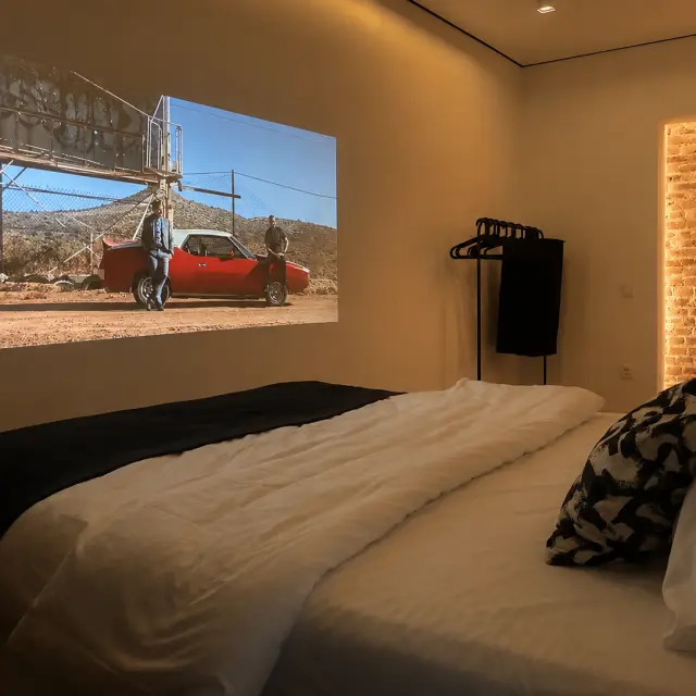 Real photos of Apartment Three in the center on Karl Marx street 37