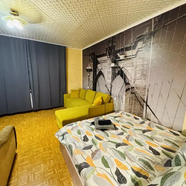 Real photos of Convenient transport interchange, quiet courtyard, for five people