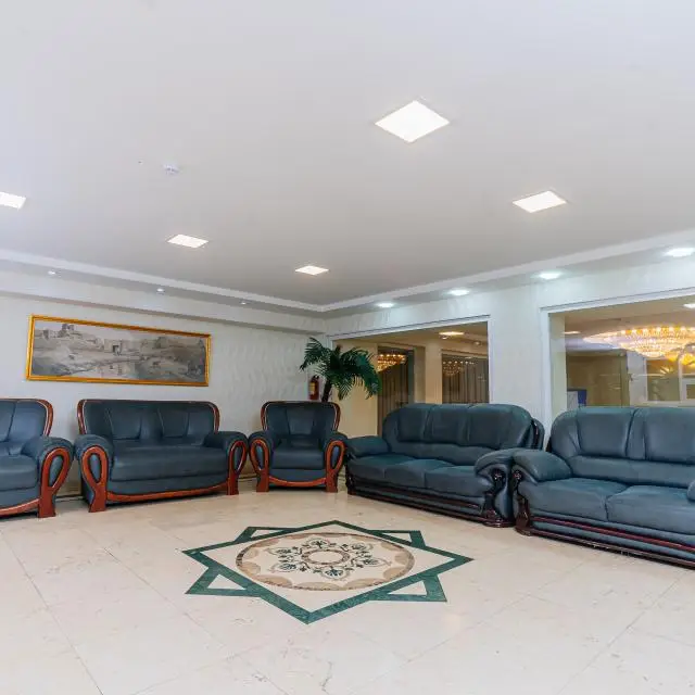 Реальные фото Sayohat Hotel (Сайохат)
